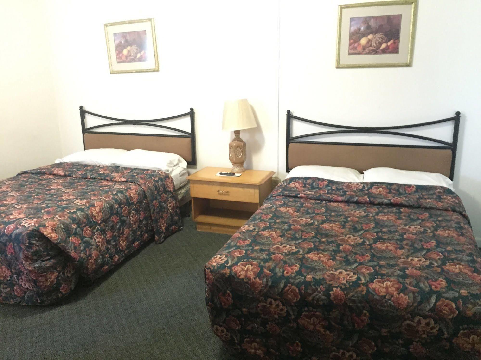 Travel Inn Of Себринг Экстерьер фото